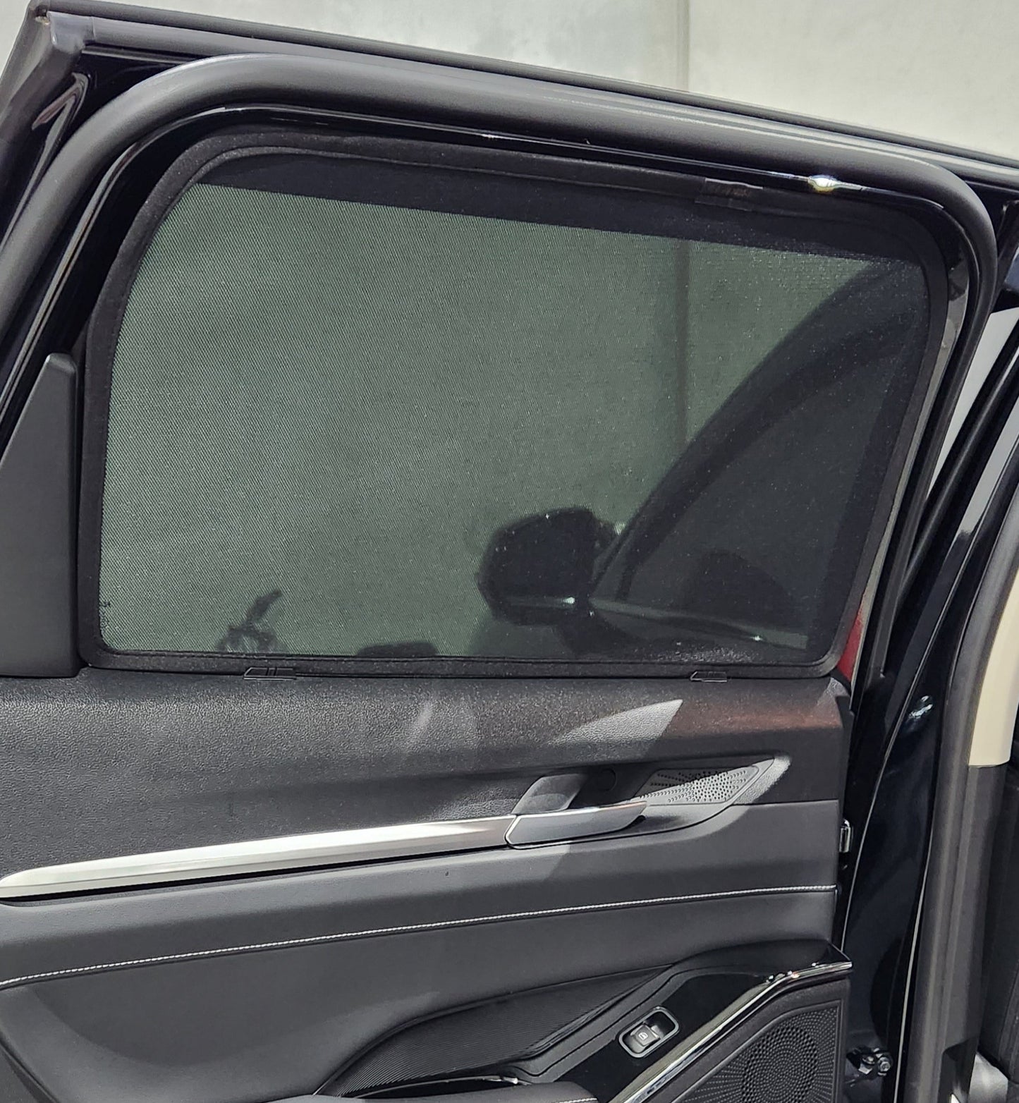 Haval H6 / H6GT magnetic rear window sunshades