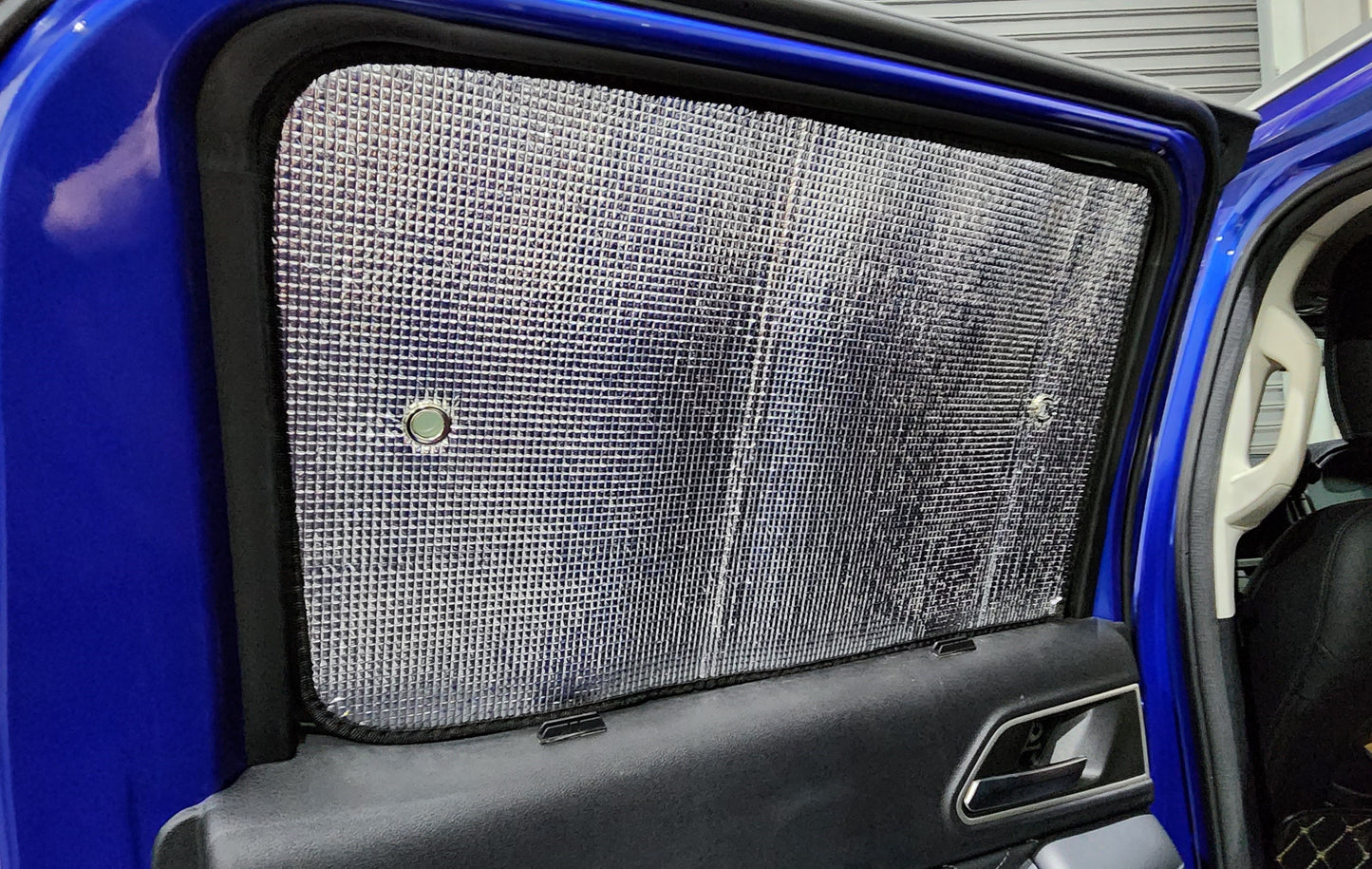 GWM Cannon Reflective Window Sun Shade